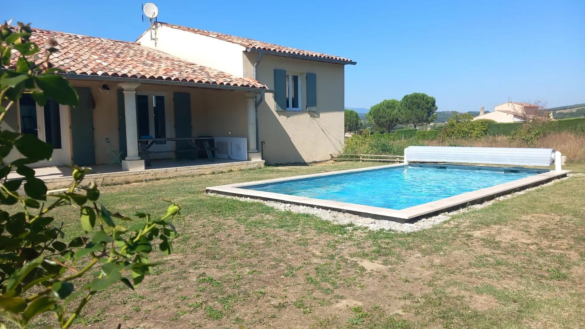Villa Avec Piscine Privee. Dauphin France