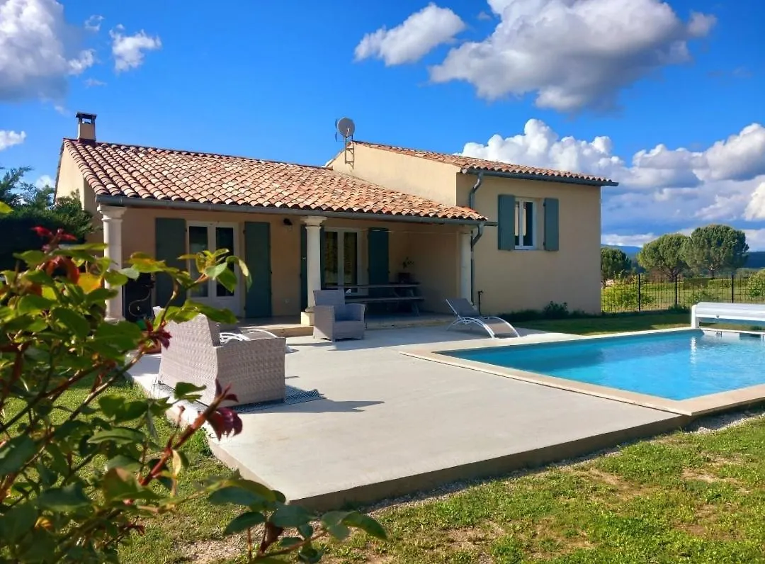 Holiday home Villa Avec Piscine Privee. Dauphin